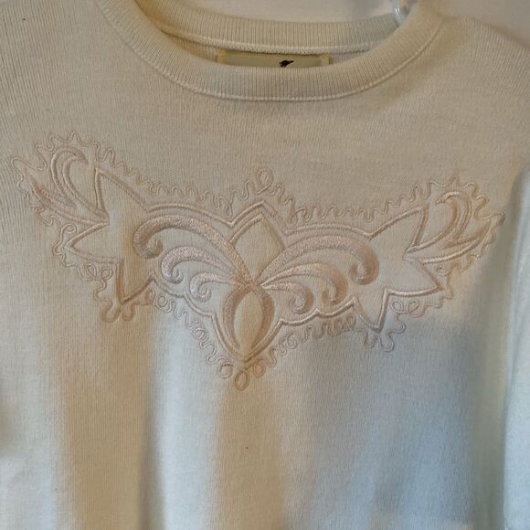 Winona Knits Vintage Sweatshirt Short Sleeve Embroidered Made In USA Cream - Picture 3 of 10